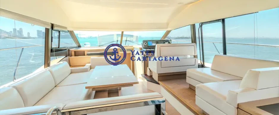 Prestige 520 Flybridge